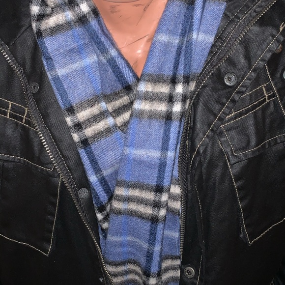 Burberry London Scarf (Unisex) 100% Cashmere - Picture 2 of 7